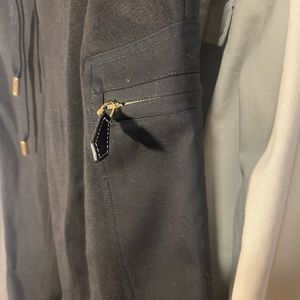 Black burberry sweats with 4 pockets